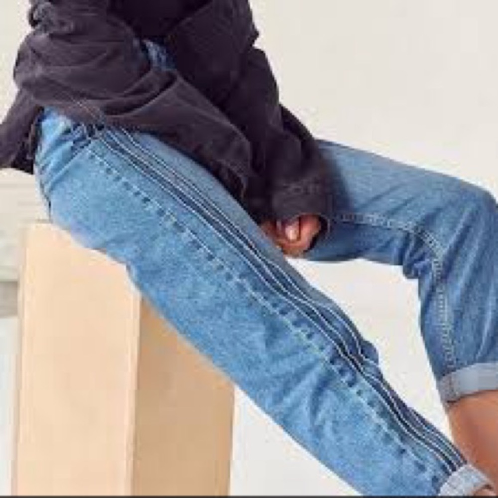 BDG urban outfitters pintuck mom Jeans